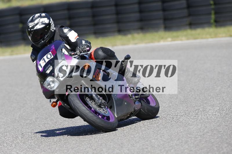 Archiv-2025/48 25.08.2025 Cornu Master School ADR/rot-rouge/110